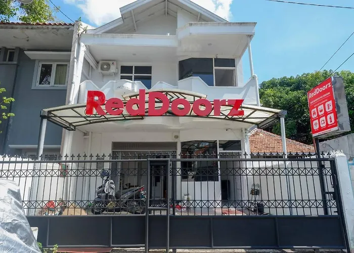 KoolKost Syariah near Universitas PGRI Semarang - Minimun Stay 6 Nights