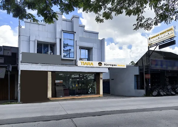 Djuragan Kamar Tiara Hotel Semarang